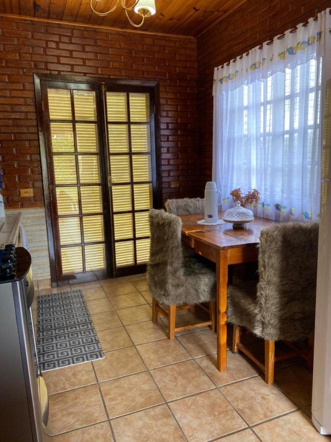 Aconchegante Сasa de vacaciones Campos do Jordão
